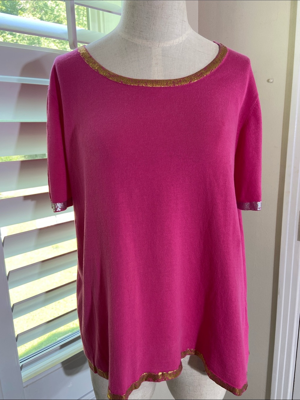 Peace of Cloth Cotton Short-Sleeve Top Size L Hot Pink Gold/SilverTrim Boutique